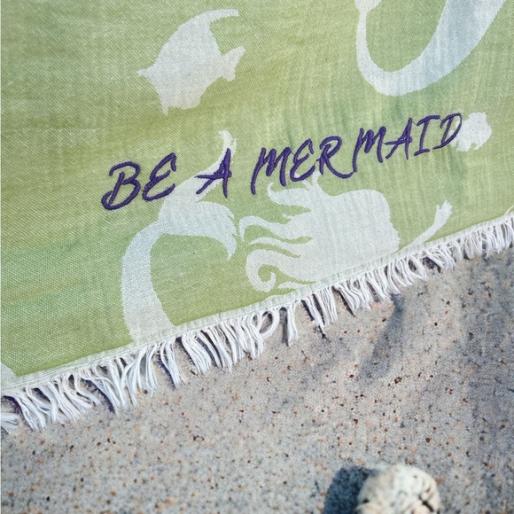 Little Mermaid “Flipside” Turkish Towel! Best Beach Towel Ever!!!! - Picture 3 of 7